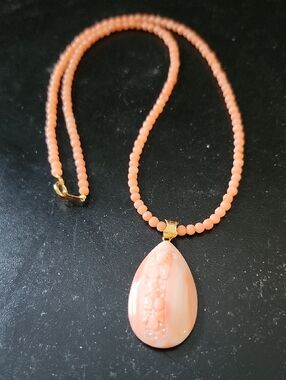 Pink Coral Beaded Pendant Necklace - Women Jewelry